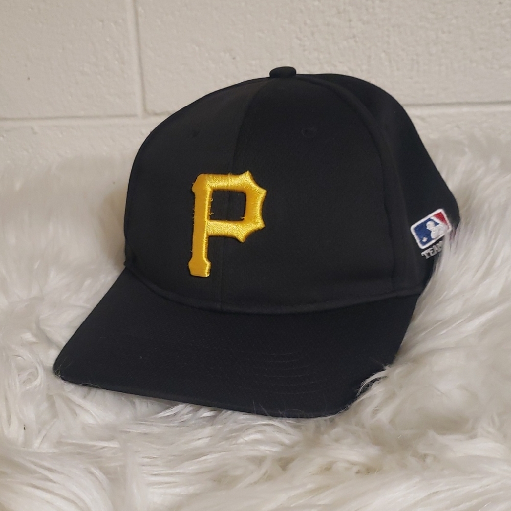 Pittsburg Pirates Black Baseball Cap Adjustable Velcro